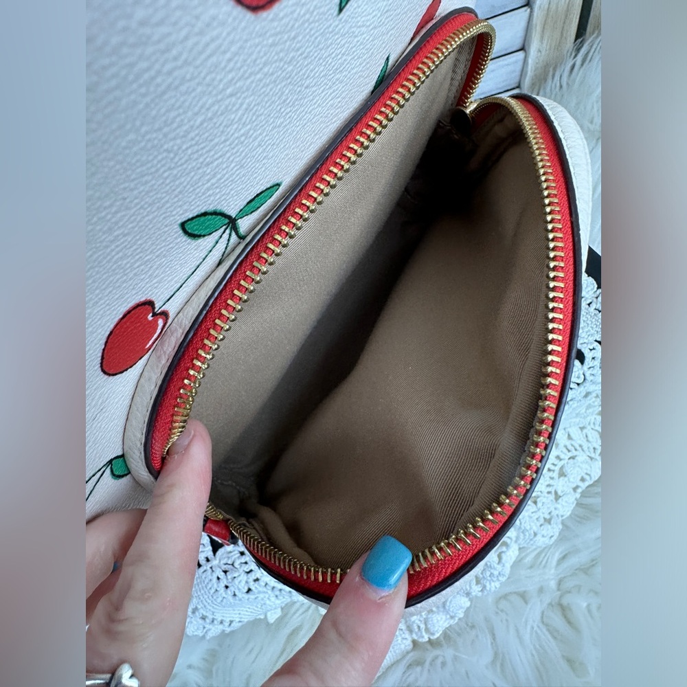 White Leather Coach Court Backpack Heart Cherry Print Limited Edition - Picture 13 of 13